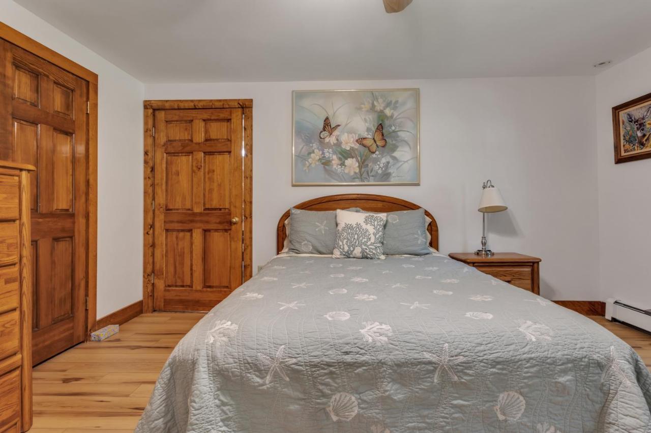 Cozy Bungalow Just Minutes From Mystic, Westerly Beaches, Boating And Casinos! Bungalow グロトン エクステリア 写真